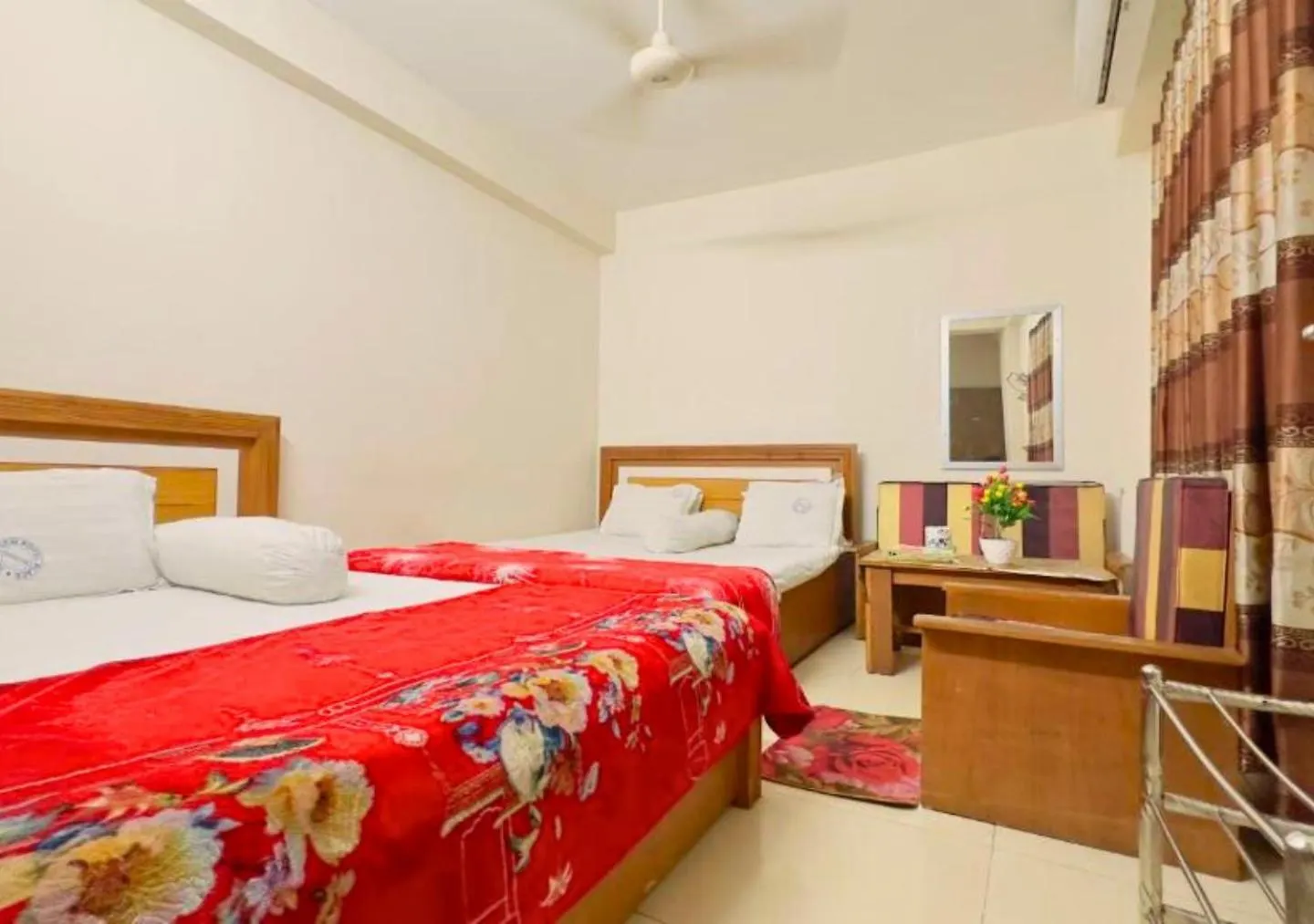 Hotel New Royal Dhanmondi Dhaka
