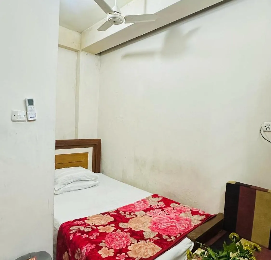 Hotel New Royal Dhanmondi Dhaka Bangladesh