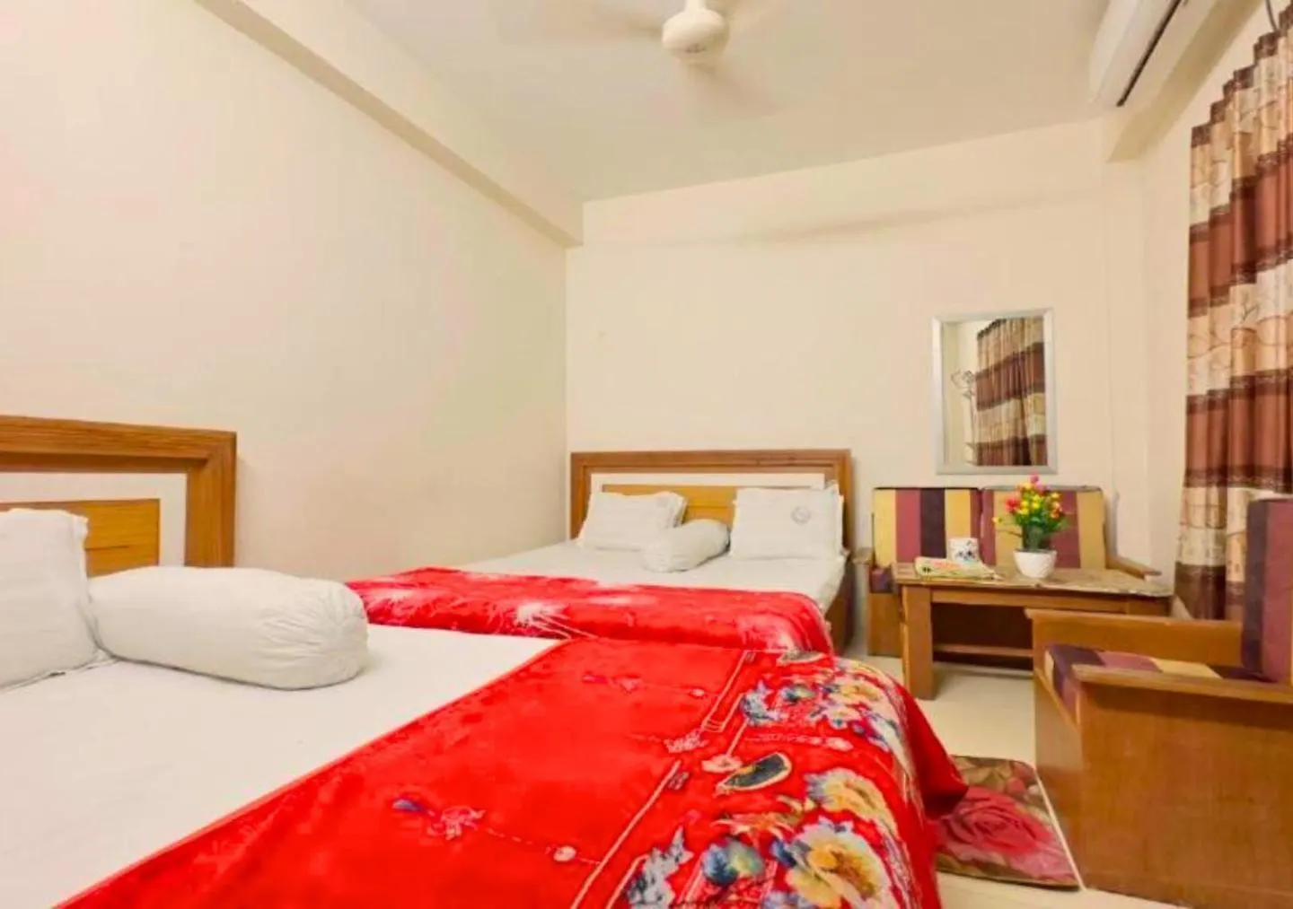 Hotel New Royal Dhanmondi Dhaka