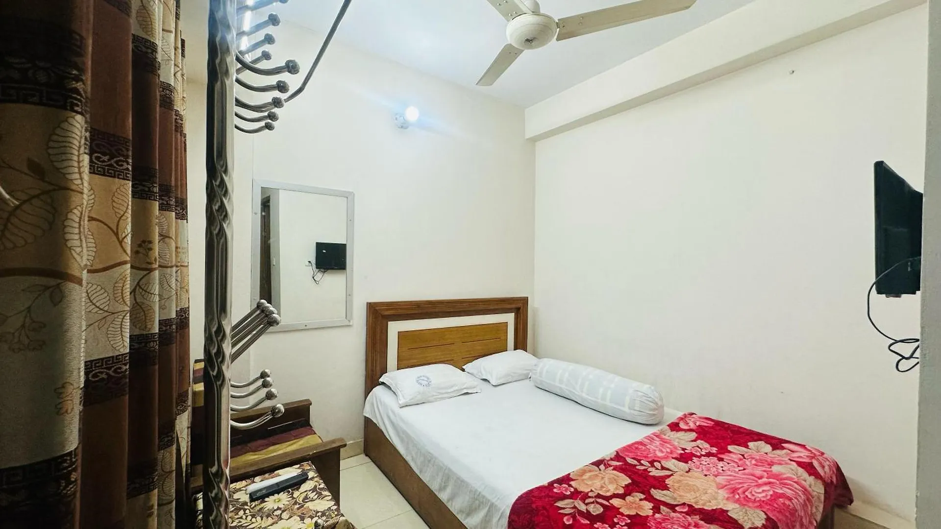Hotel New Royal Dhanmondi Dhaka